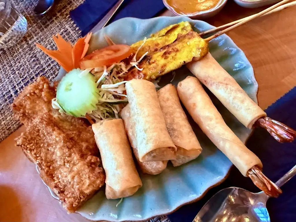 Adam Rubin_Doi Intanon, Thai Restaurant_Ambleside_review