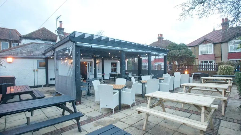 Ye Olde Red Lion_Cheam_slider_image_1