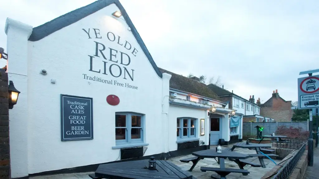 Ye Olde Red Lion_Cheam_slider_image_3