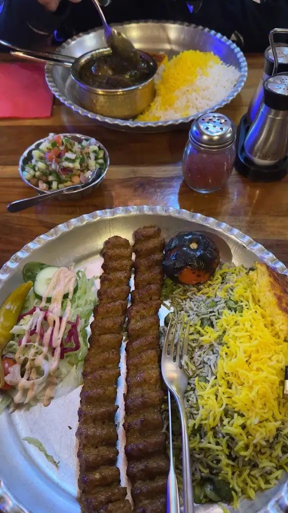 gharam aj_Darbar Restaurant_Cheetham Hill_avis