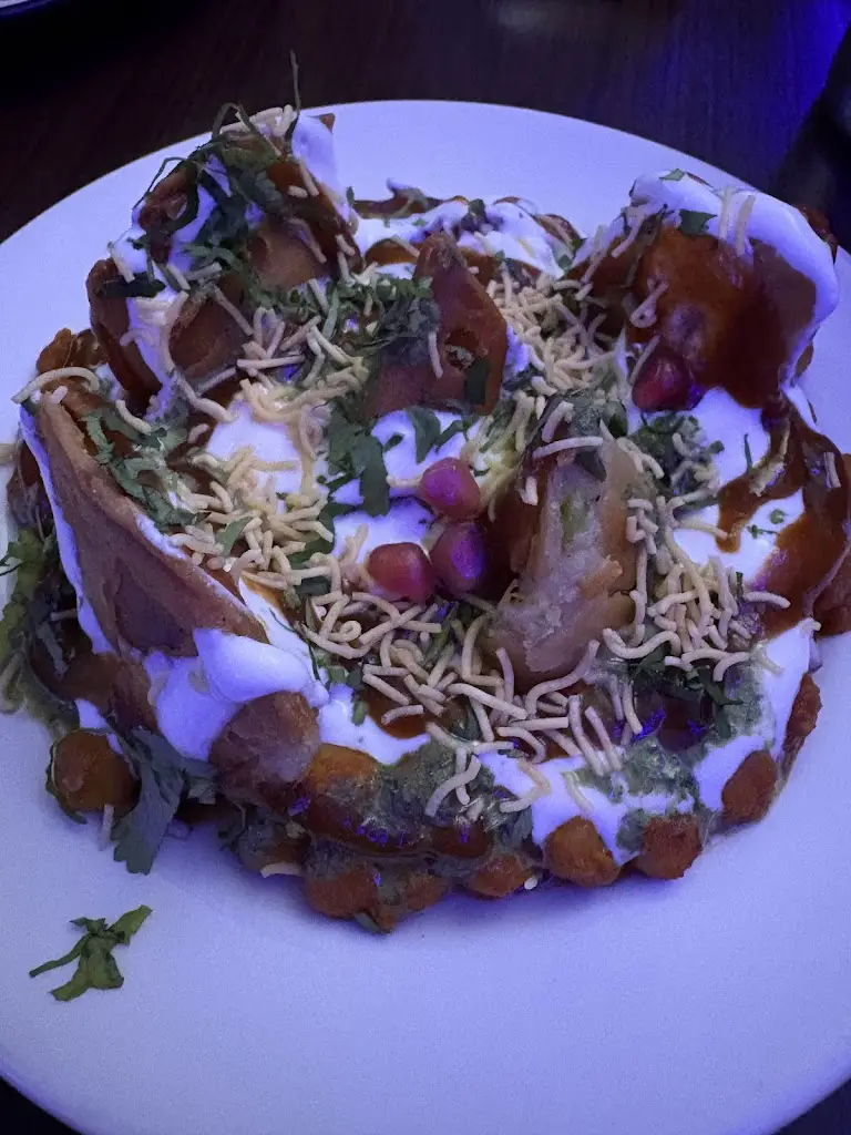 Nina Minhard_Dylan's Nepalese and Indian - Chatham_Chatham_review