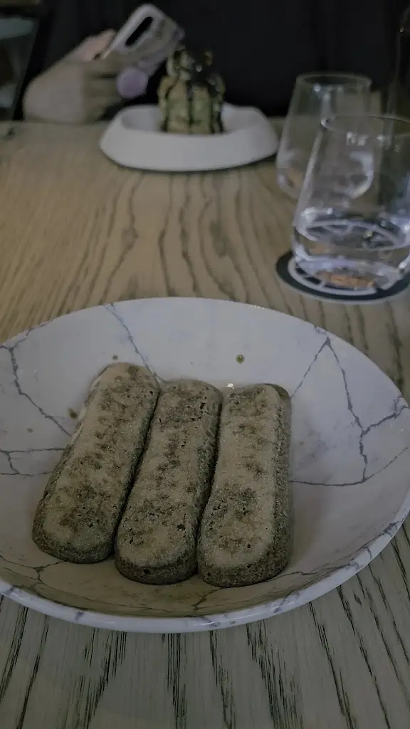 Nilvanta Kerai_Azzurra Chelsea_Chelsea_review