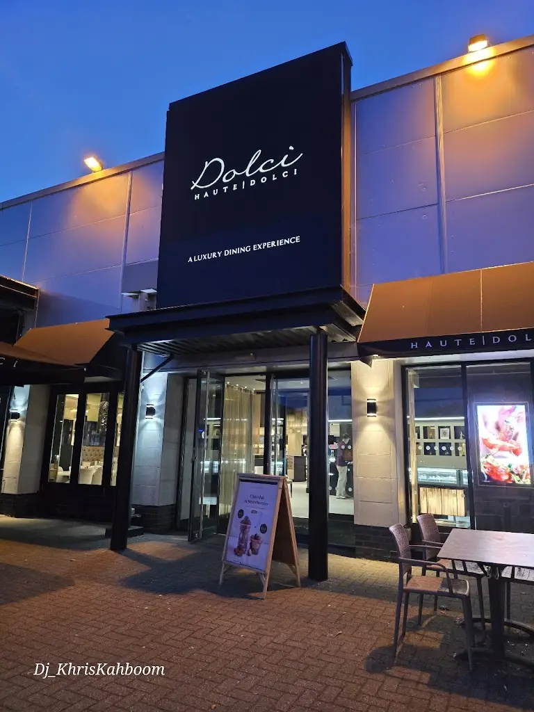 Haute Dolci Cheshire Oaks restaurant in Cheshire West and Chester