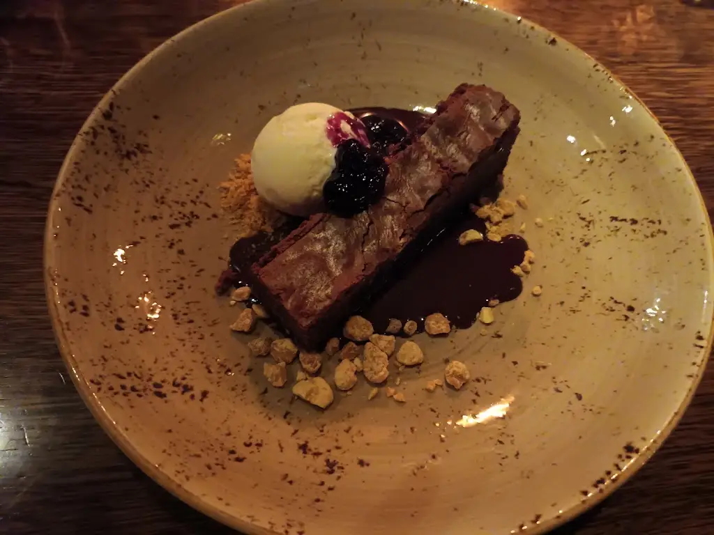 Menu_The Fishpool Inn_Cheshire West and Chester_image_9