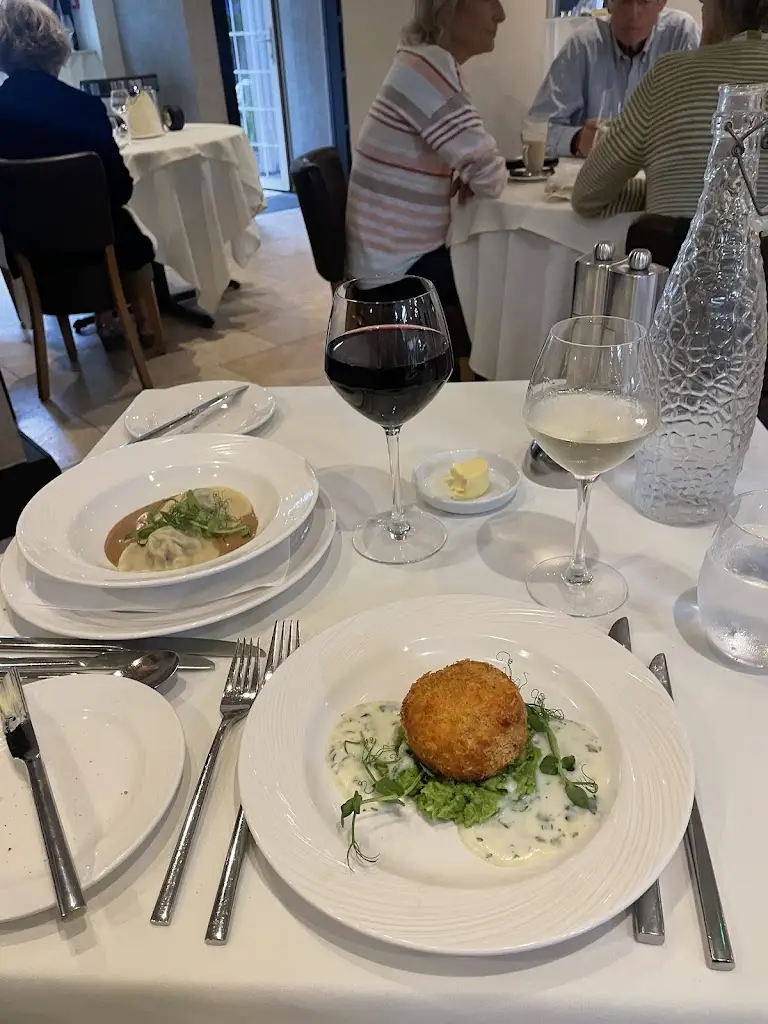 Tara Worrall-Hill_Bacchus Restaurant & Champagne Bar_Cheshire East_review