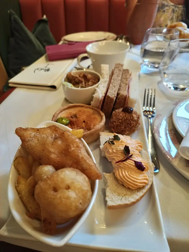 Richard & Vero Hudson_Pecks Restaurant_Cheshire East_review