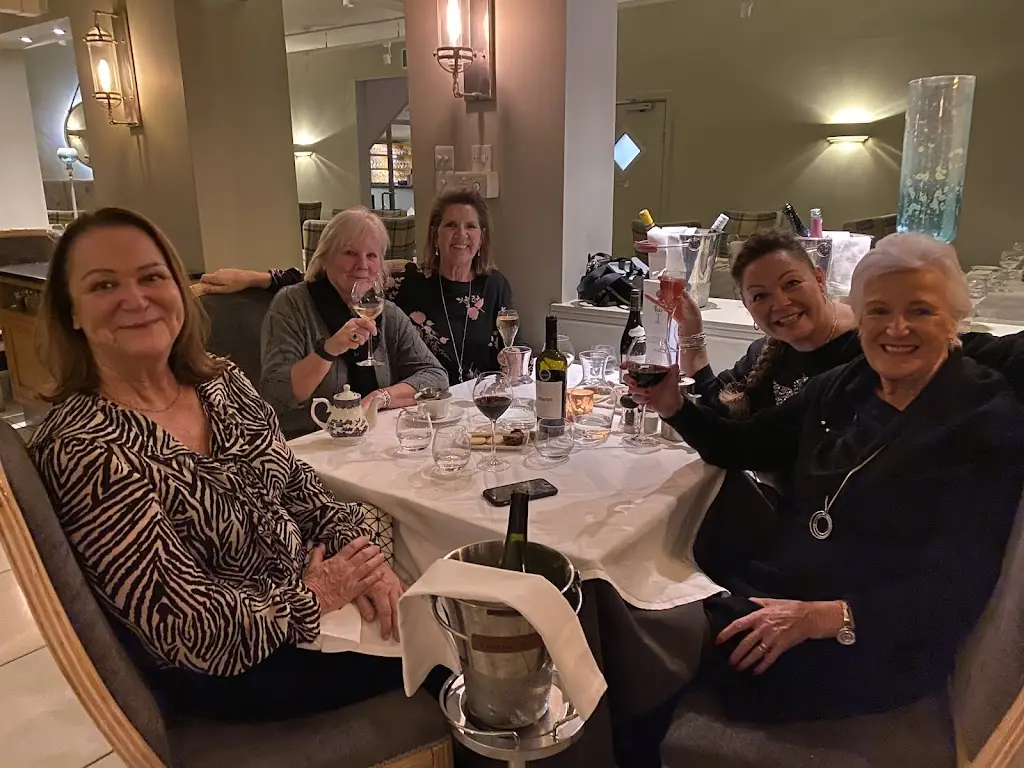 Nora Coombs_Pecks Restaurant_Cheshire East_review