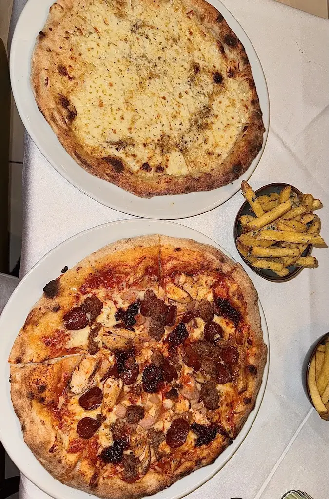 Becky Thomas_Il Padrino_Cheshire East_review