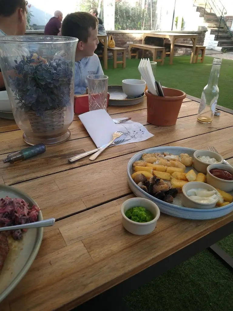 Menu_The Bear & Swan_Chew Magna_image_7