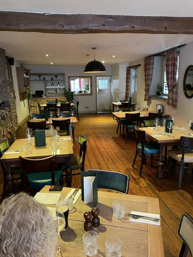 The Bear & Swan_Chew Magna_slider_image_2