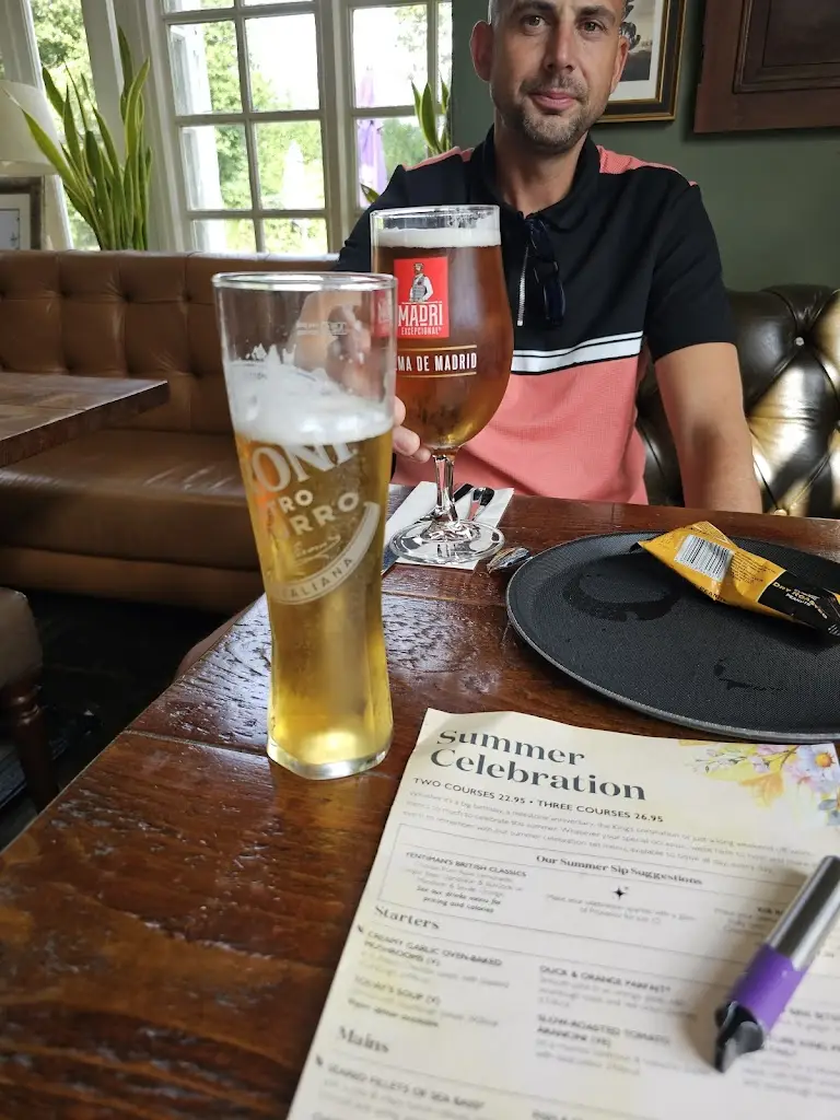 Menu_The Shy Horse_Chessington_image_6