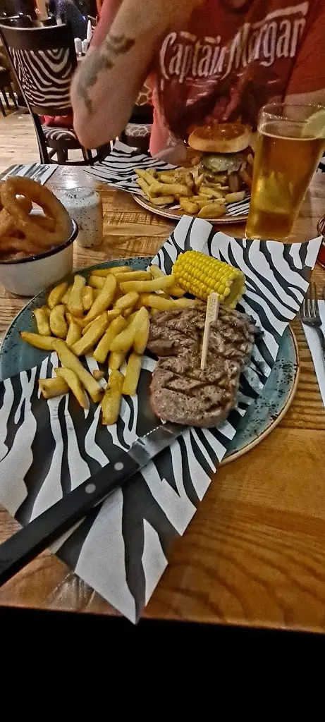 Menu_Zafari Bar and Grill_Chessington_image_9