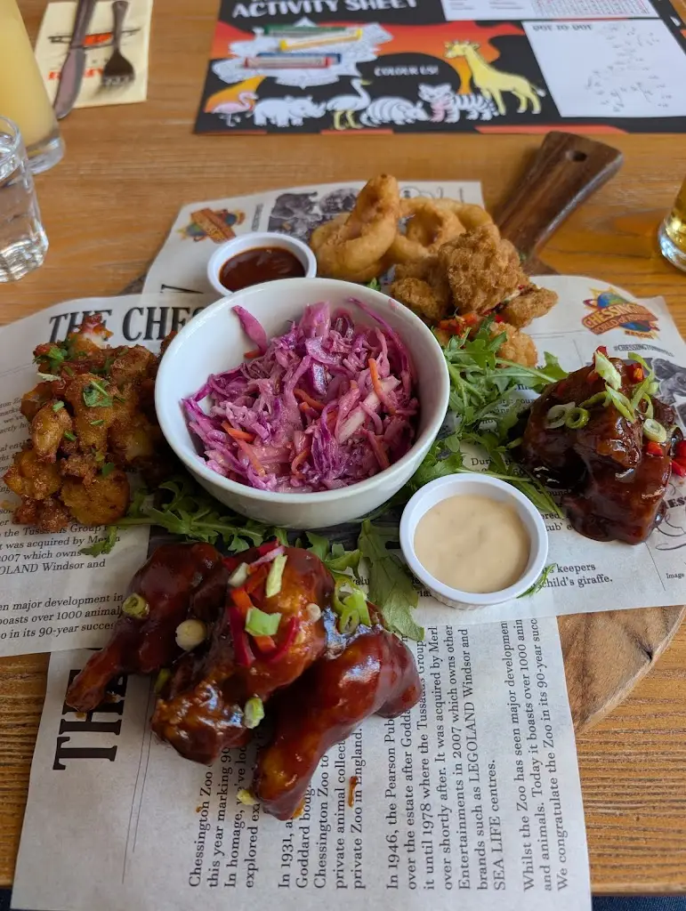 Elliot_Zafari Bar and Grill_Chessington_review