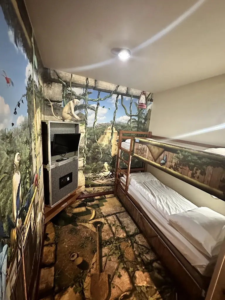 Chessington Azteca Hotel_Chessington_slider_image_2