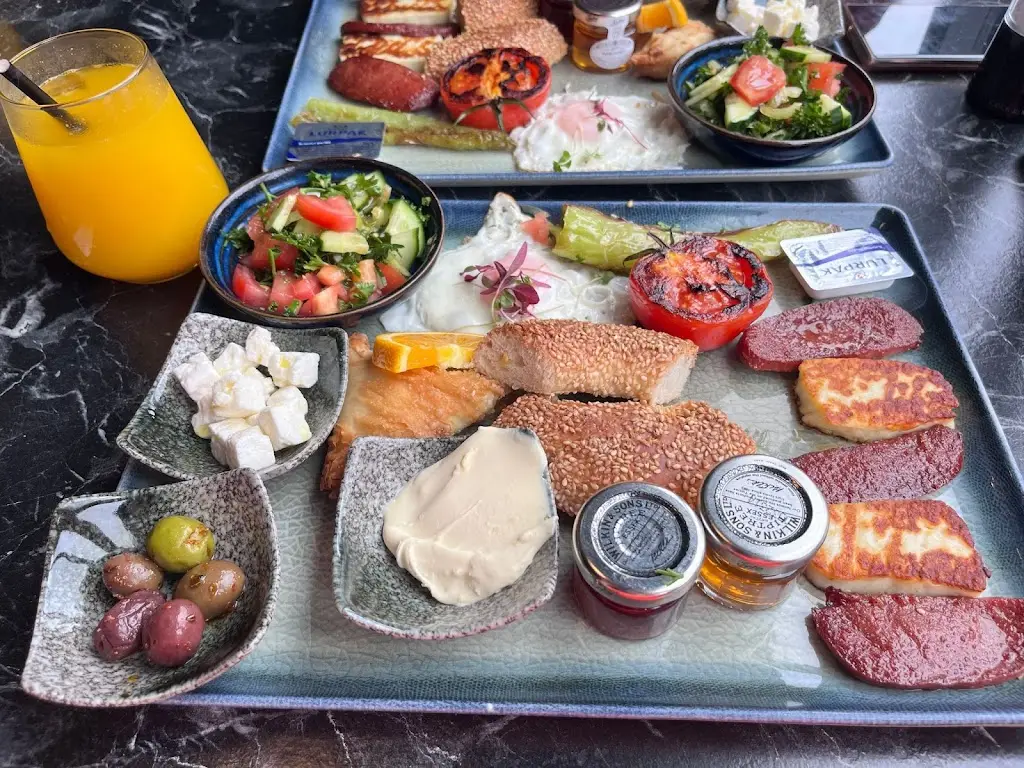 Menu_Reyna Brasserie_Cheshunt_image_7