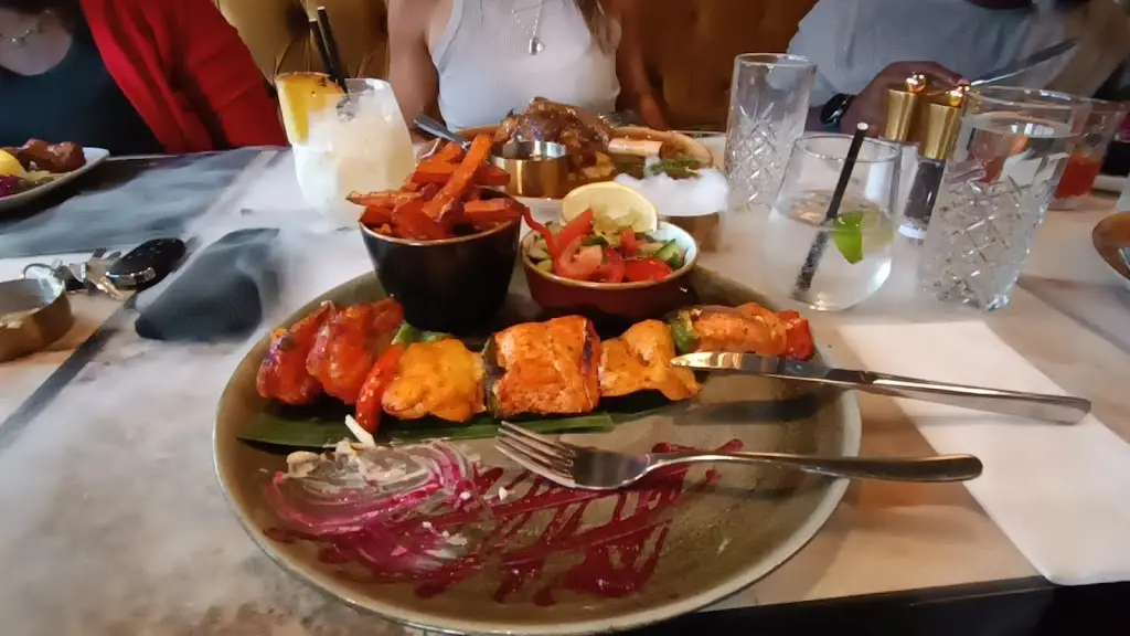 Nicole Guerra_Reyna Brasserie_Cheshunt_review