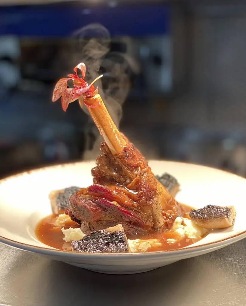 Reyna Brasserie_Cheshunt_slider_image_3