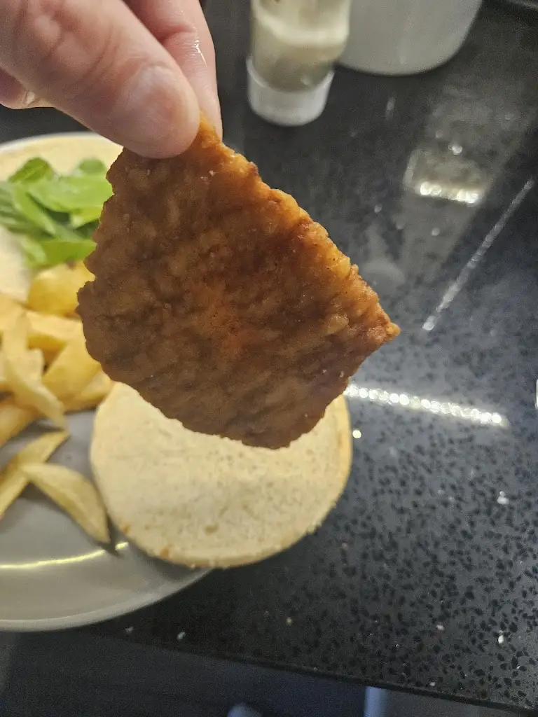 Ben Coppola_Fishy Delishy CHESHUNT Sea Food And Grill_Cheshunt_review