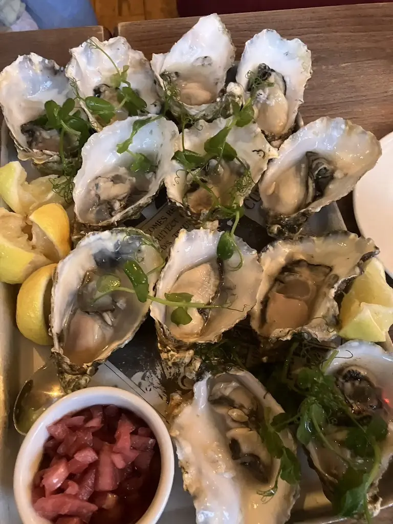 Jun M_Moules a Go-Go Bar & Bistro_Chester_review