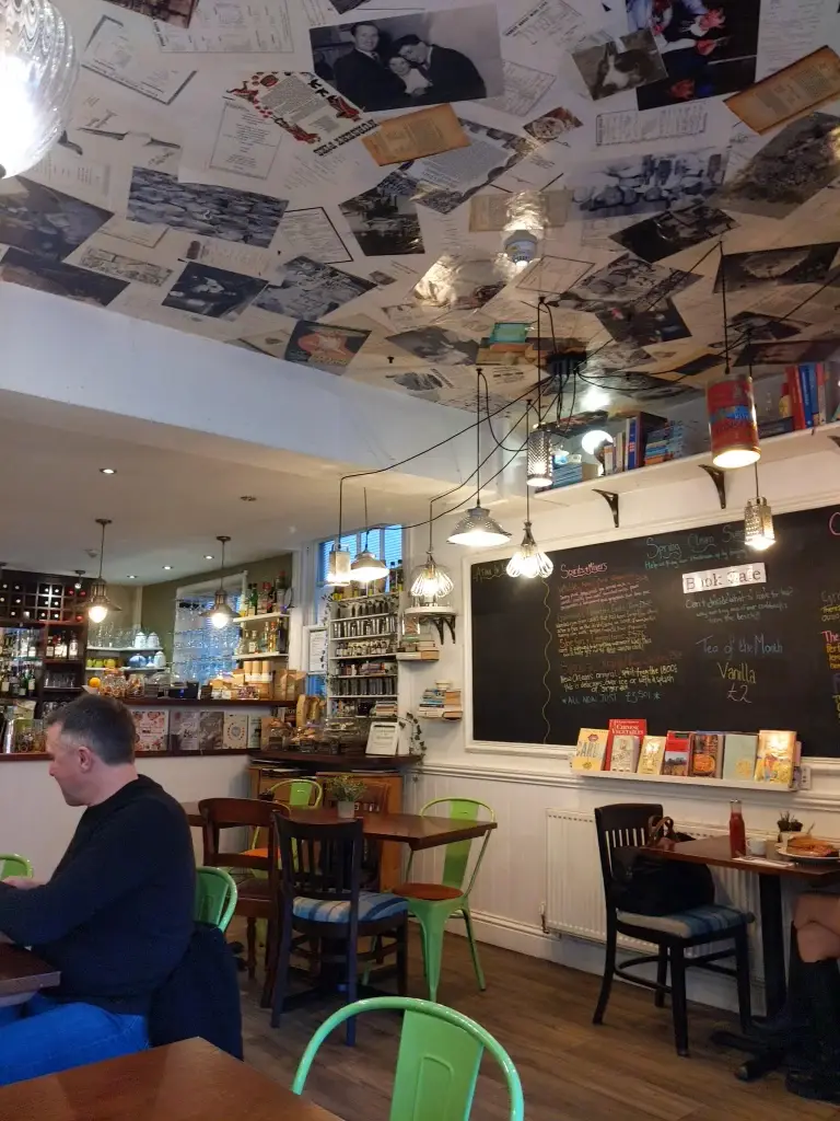 Atina Kitchen_Chester_slider_image_2