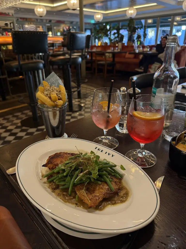 Andreea Raicu_The Ivy Chichester_Chichester_review