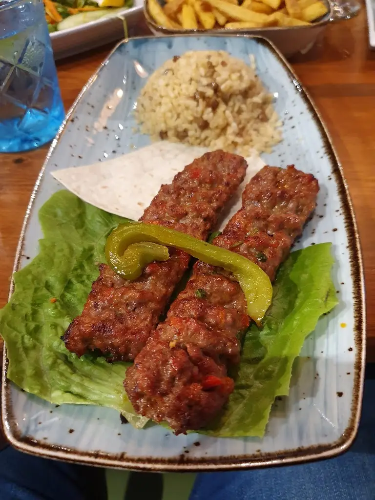 Menu_Reina Kitchen_Chichester_immagine_5