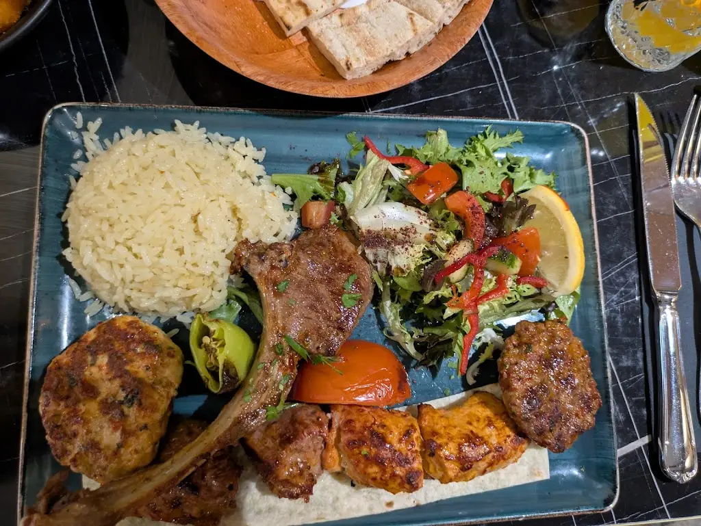 Turkuaz Social Chichester_Chichester_slider_image_3