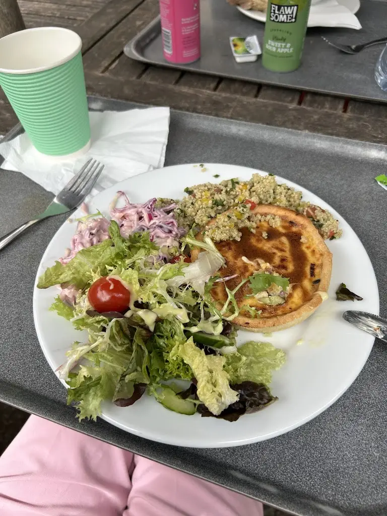 William W_Wakehurst Place Stables Restaurant_Ardingly_review