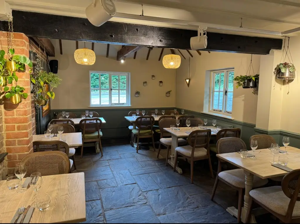 Winterton Arms_Chiddingfold_slider_image_1