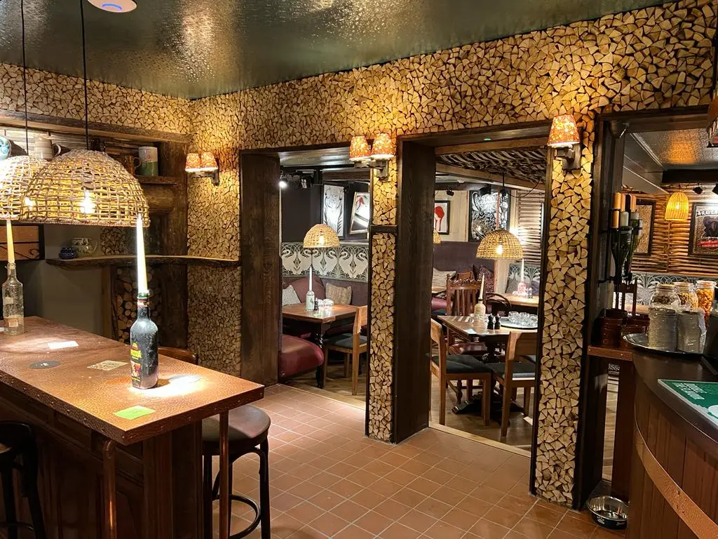 Swan Inn Pub & Dining restaurant in Chiddingfold