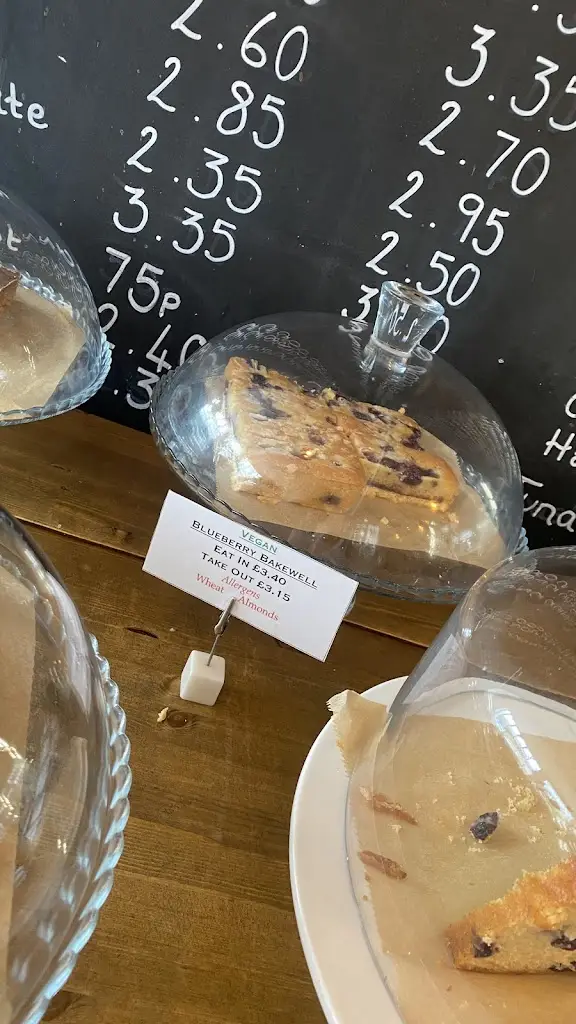 Menu_Elliott's on the Green coffee shop_Chiddingfold_image_3