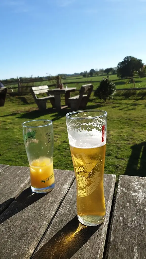 Menu_The Three Horseshoes_Chiddingfold_image_4