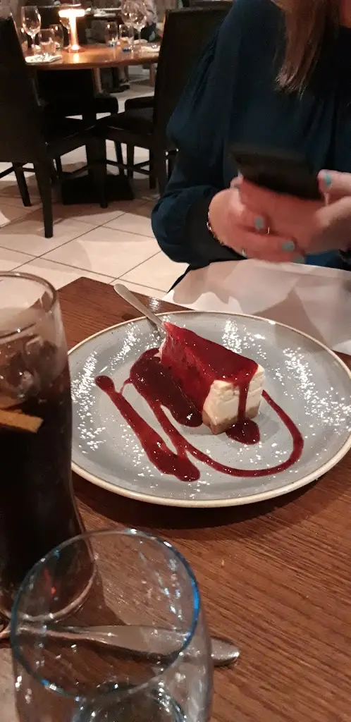 Menu_Pianillo Italian Restaurant & Bar_Chertsey_image_7