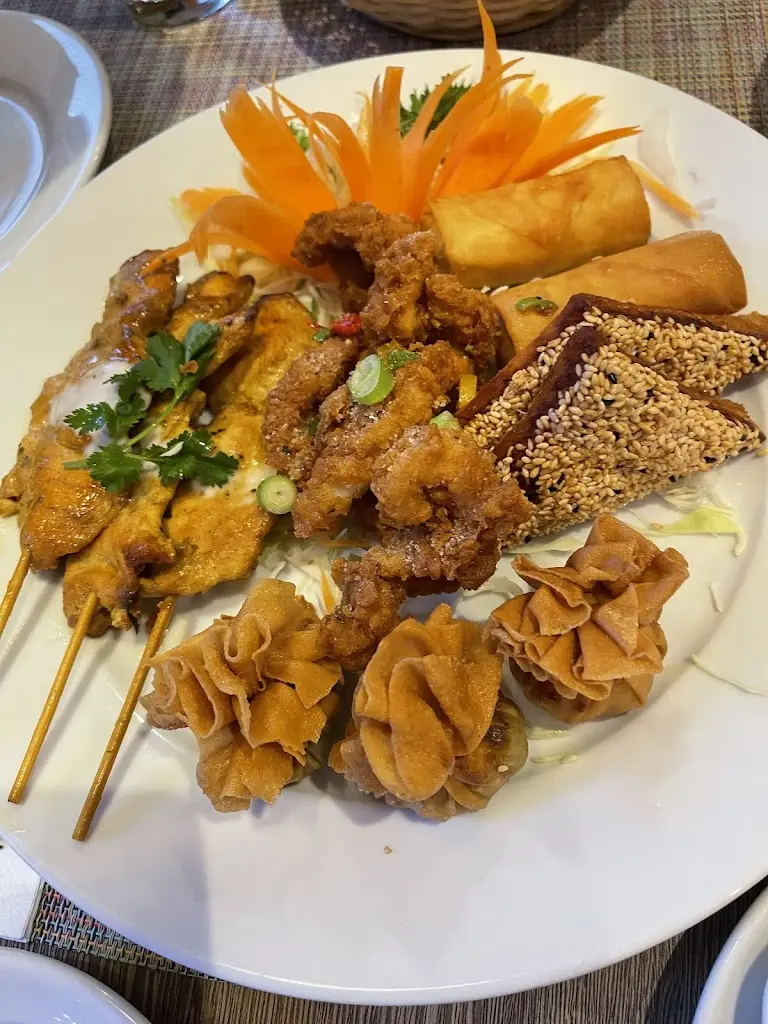 Norma A Garcia_Kasalong Thai Restaurant_Chertsey_review