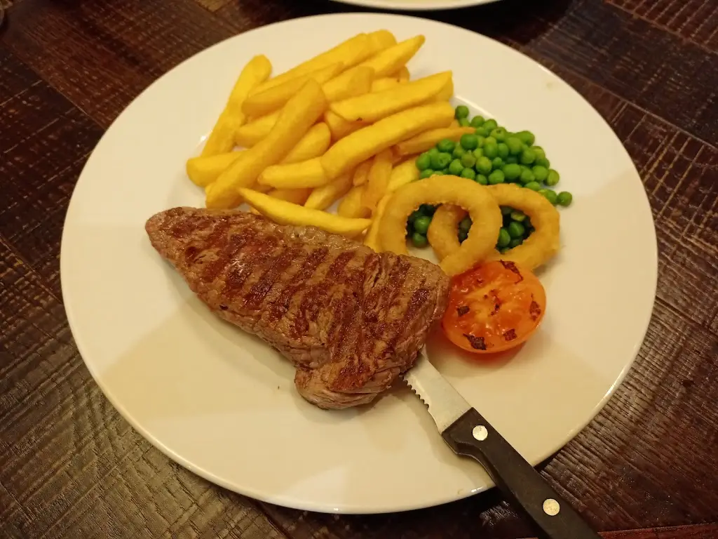 Menu_Twynersh_Chertsey_image_9