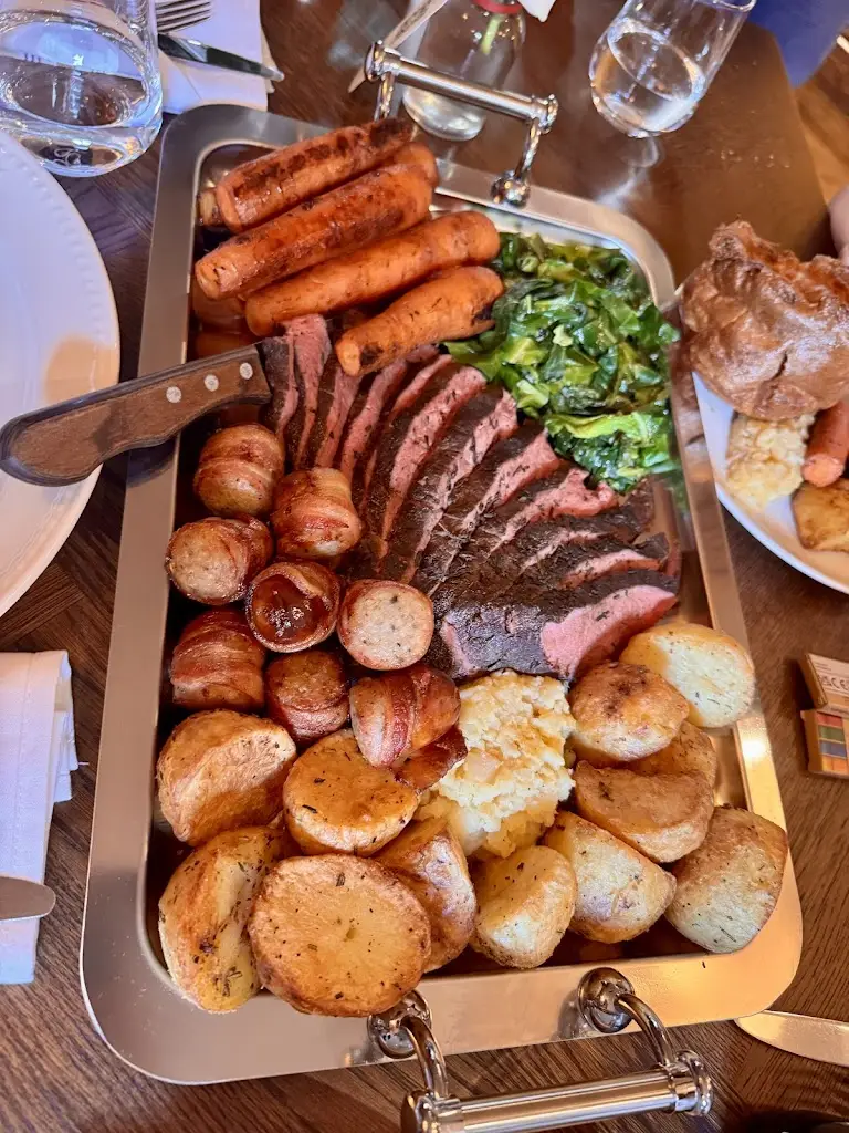 Sam Harman_The Crown_Chertsey_review