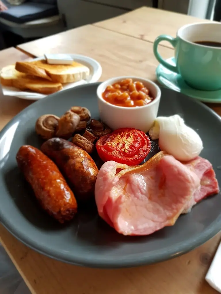 Menu_'Ohanas Cafe Bistro_Chertsey_image_4