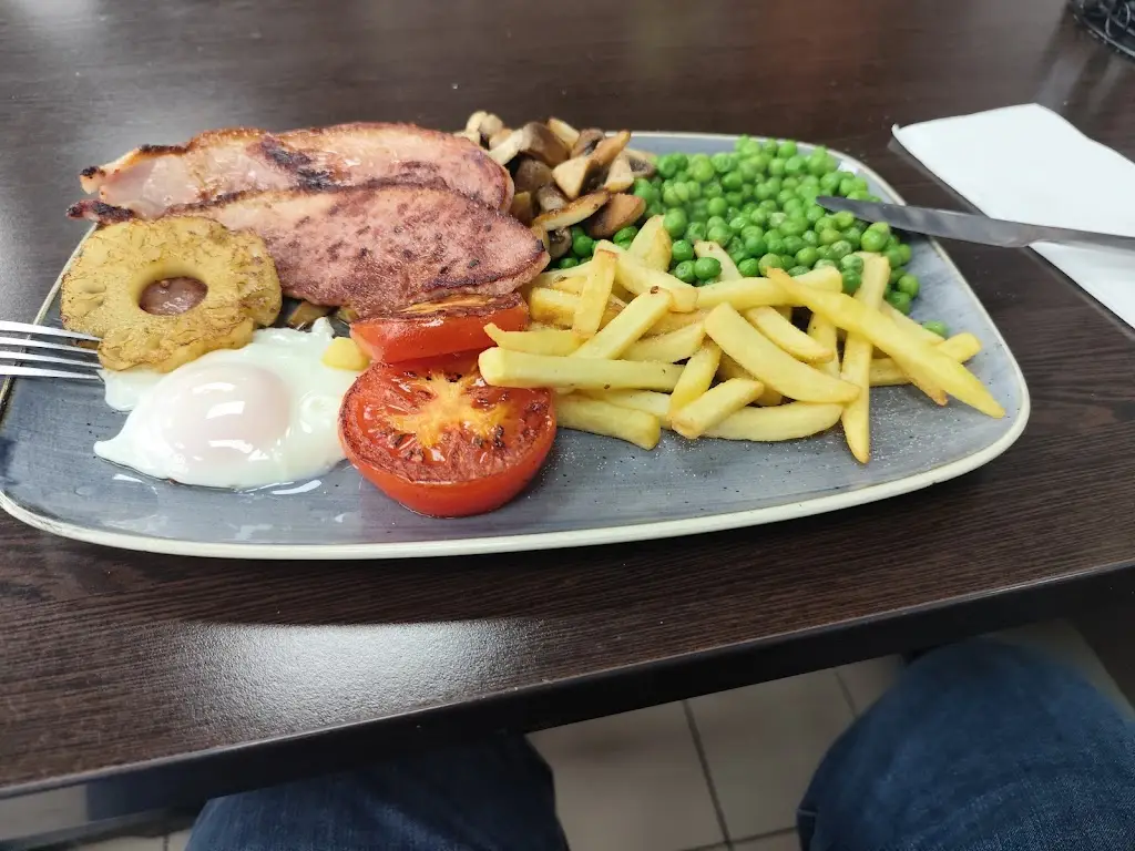 Chertsey Cafe_Chertsey_slider_image_2