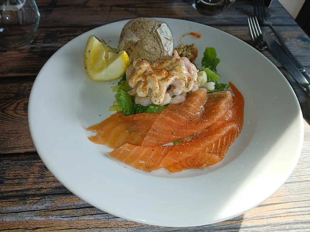 Andrew Amidala_Linguine Restaurant Hainault_Chigwell_review