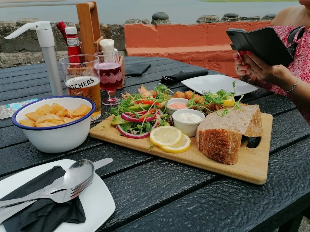 Menu_The Beaver Inn_Appledore_image_6