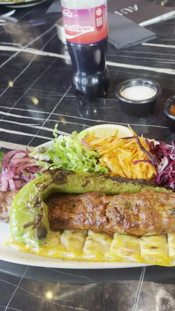 Huseyin Besguller_Aura Grill and Bar_Chigwell_review