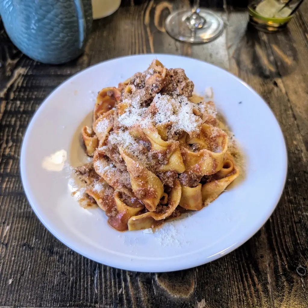 Alberto's - Chipping Norton_Chipping Norton_slider_image_3