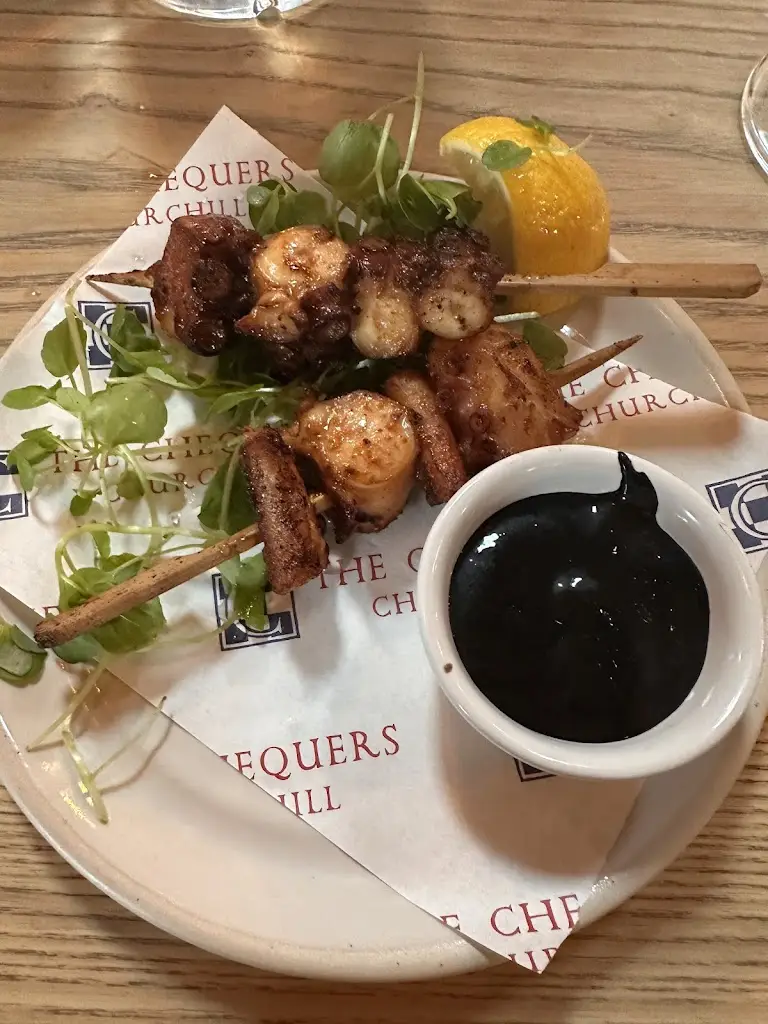 Charlie Trotman_The Chequers, Cotswolds_Chipping Norton_avis