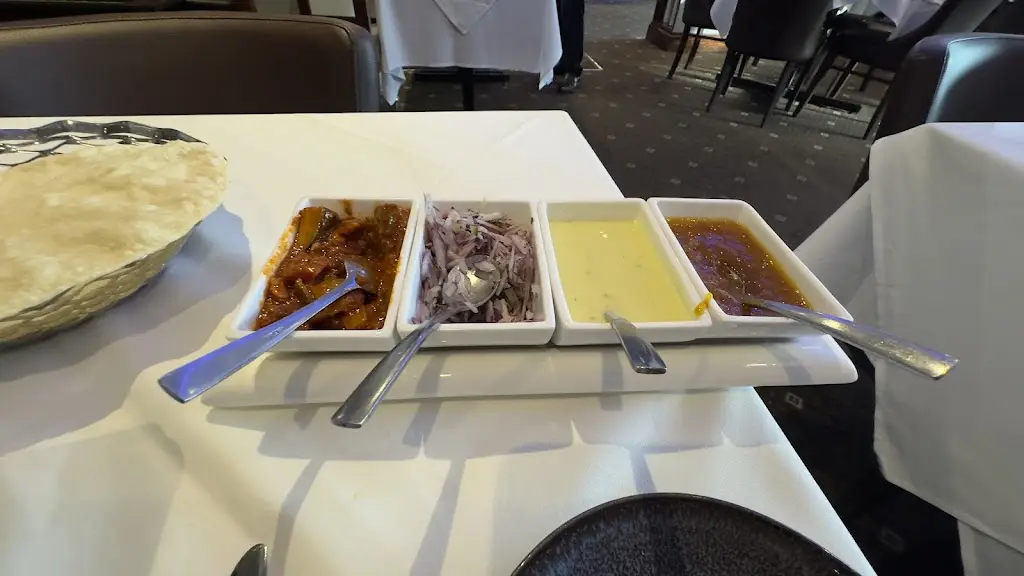 Simon Bradford_Bipul’s Kitchen_Chinnor_recensione