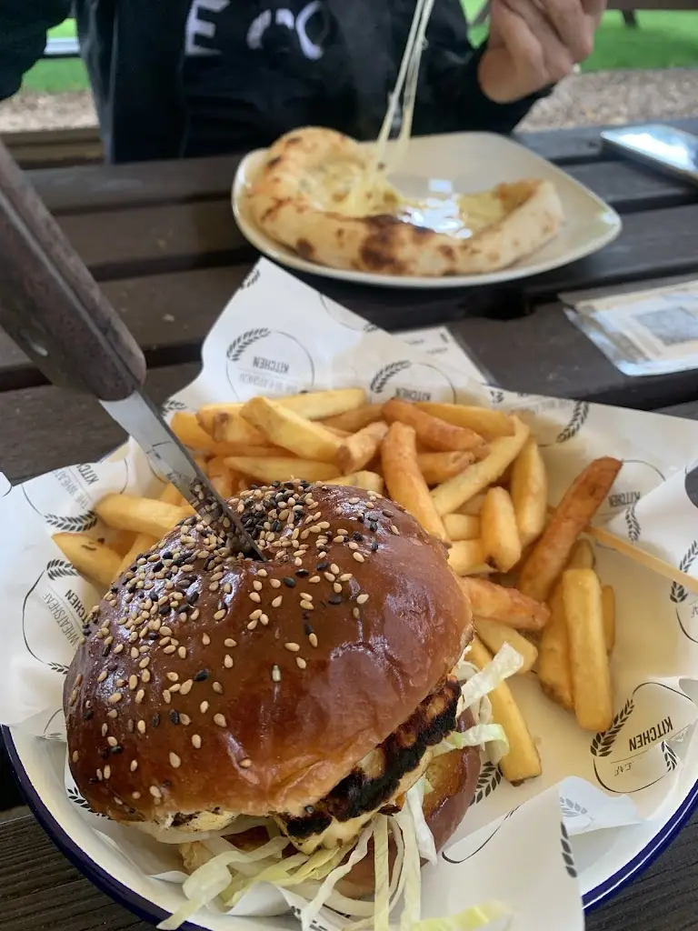 Karma Bertelsen_The Wheatsheaf Pub_Chinnor_review