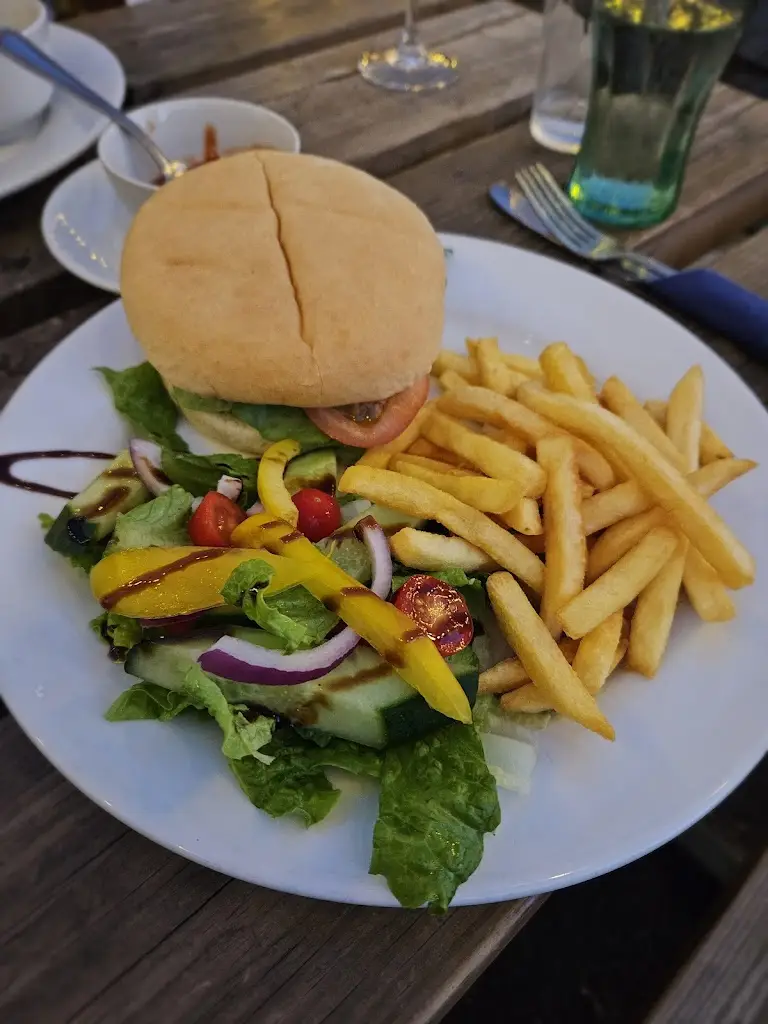 Tara_The Inn at Emmington_Chinnor_review