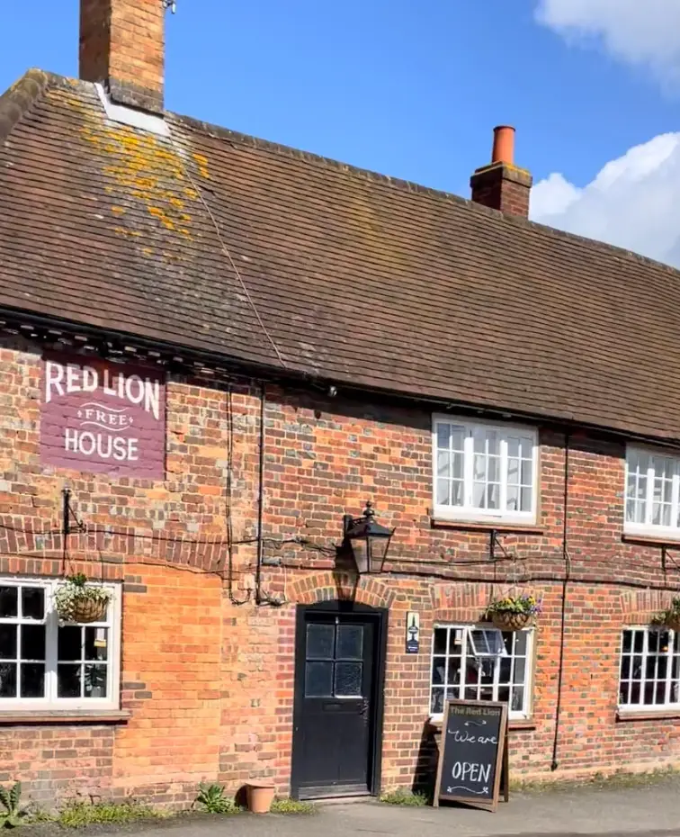 Red Lion_Chinnor_slider_image_3