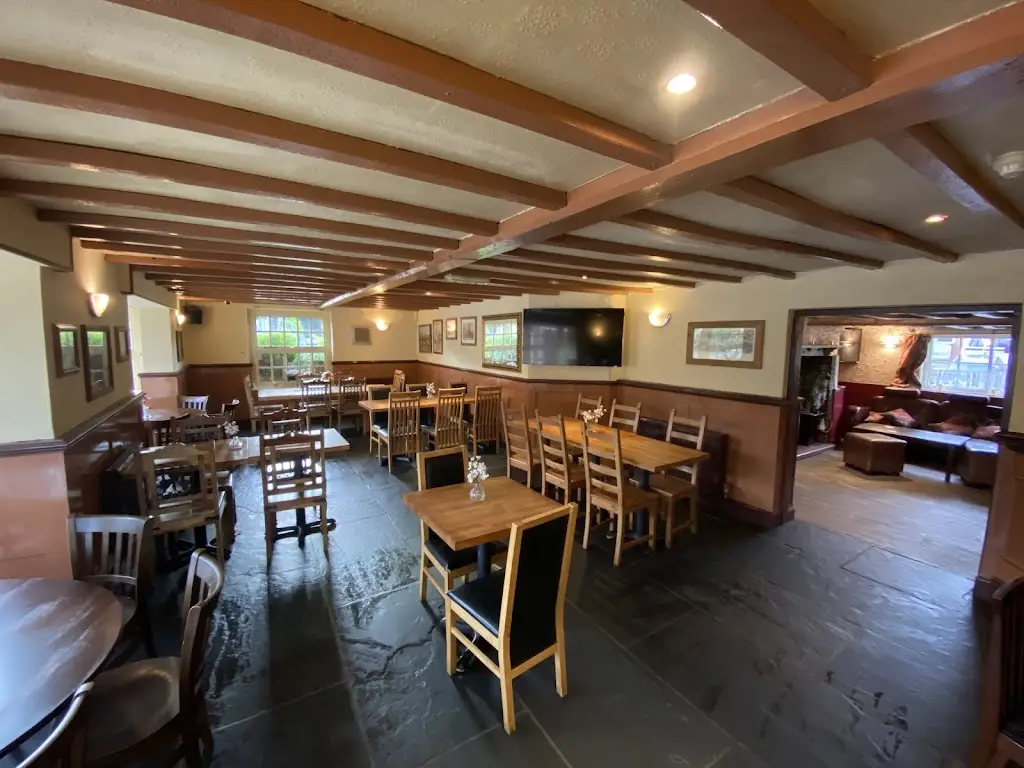 The Crown_Chinnor_slider_image_1