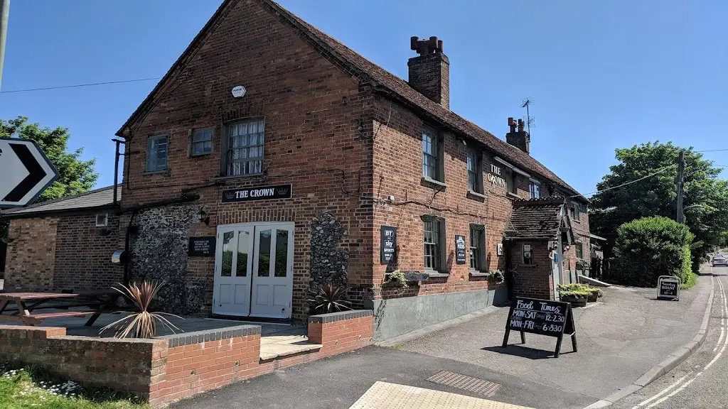 The Crown_Chinnor_slider_image_3