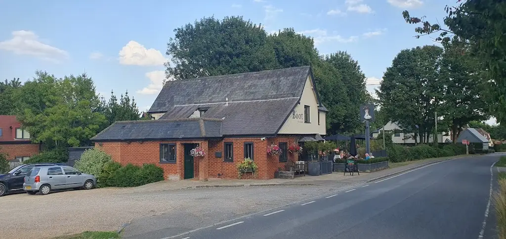 Barry Collinson_The Boot_Chinnor_review